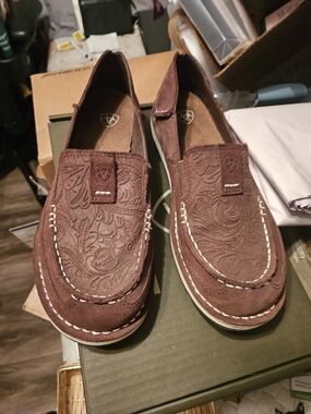 Ariat Women's Brown Embossed Suede Loafers